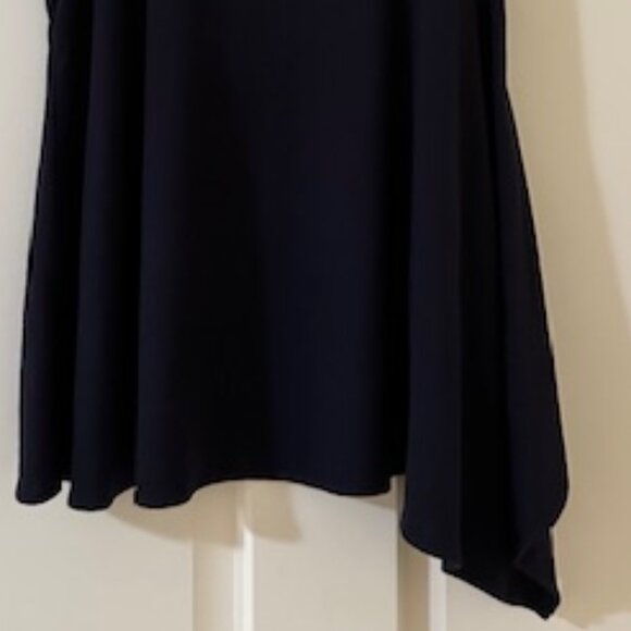 Theory 2 tanks NEW - Picture 14 of 14